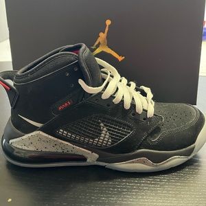Jordan Mars 270